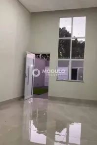 Casa com 3 Quartos à venda, 100m² no Dona Zulmira, Uberlândia