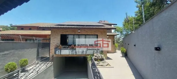 Casa com 5 Quartos para alugar, 388m² no Vila Albertina, São Paulo