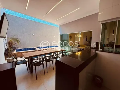 Casa com 3 Quartos à venda, 200m² no Aclimação, Uberlândia