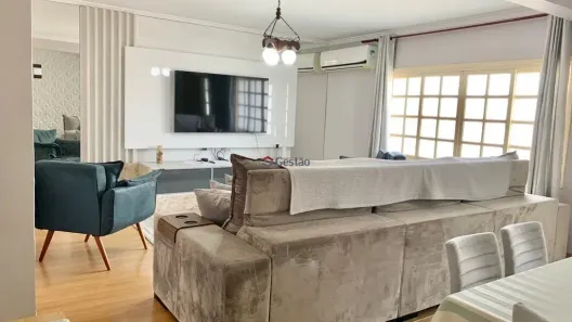 Sobrado com 3 Quartos à venda, 250m² no Mathias Velho, Canoas