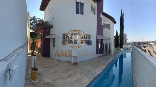 Sobrado com 3 Quartos para alugar, 750m² no Vila Zezé, Jacareí