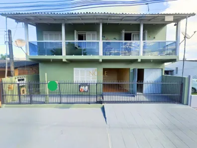 Sobrado com 5 Quartos à venda, 232m² no Torres, Torres