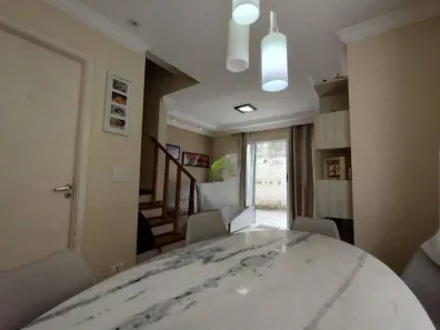 Casa de Condomínio com 2 Quartos à venda, 66m² no Jardim Petrópolis, Cotia