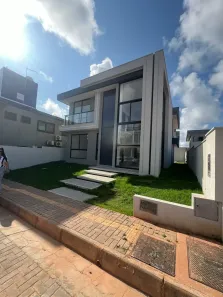 Casa de Condomínio com 4 Quartos à venda, 350m² no Buraquinho, Lauro de Freitas