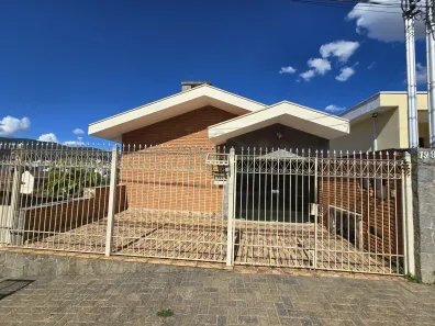 Casa com 5 Quartos à venda, 239m² no Jardim Quisisana, Poços de Caldas