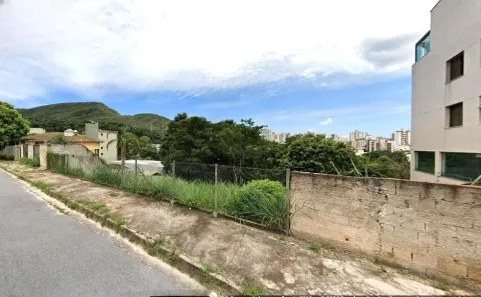 Lote/Terreno à venda, 322m² no Estoril, Belo Horizonte