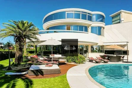 Casa com 5 Quartos à venda, 1600m² no Jurerê Internacional, Florianópolis