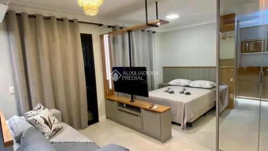 Apartamento com 1 Quarto para alugar, 45m² no Carvoeira, Florianópolis