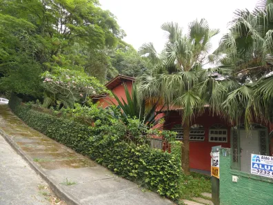 Casa com 4 Quartos à venda, 231m² no Lagoa da Conceição, Florianópolis