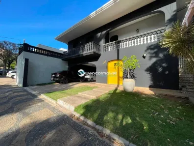 Imóvel Comercial com 3 Quartos para alugar, 375m² no Nova Campinas, Campinas
