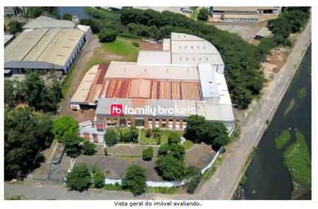 Prédio Comercial com 4 Quartos para venda ou aluguel, 10m² no Coelho Neto, Rio de Janeiro