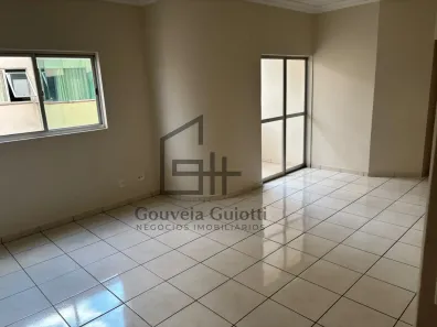 Apartamento com 3 Quartos à venda, 80m² no Maracananzinho, Anápolis