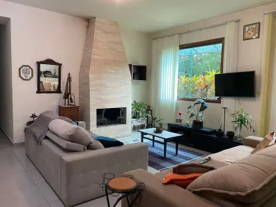 Casa com 5 Quartos à venda, 390m² no Córrego Frio, Santa Luzia