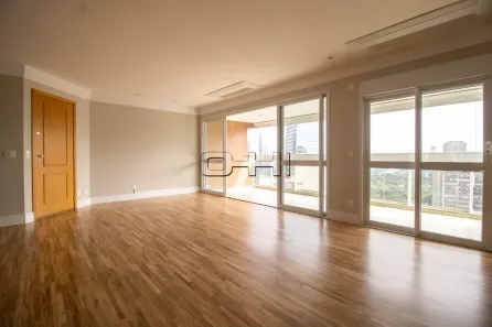 Apartamento com 3 Quartos para alugar, 127m² no Vila Olímpia, São Paulo