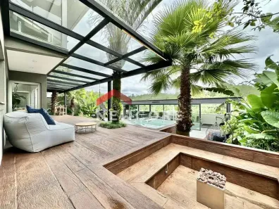 Casa de Condomínio com 4 Quartos à venda, 463m² no Jardim Indaiá, Embu das Artes
