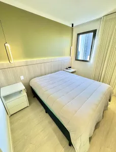 Apartamento com 1 Quarto para alugar, 83m² no Zona 08, Maringá