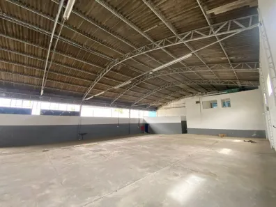 Galpão/Depósito/Armazém para alugar, 1060m² no Chácaras Reunidas, São José dos Campos