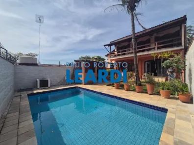 Sobrado com 3 Quartos à venda, 286m² no Jardim Umuarama, São Paulo