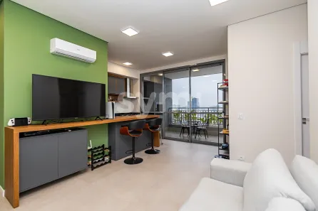Apartamento com 2 Quartos à venda, 70m² no Centro, Curitiba