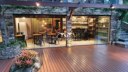 Casa com 6 Quartos à venda, 700m² no Pedro do Rio, Petrópolis