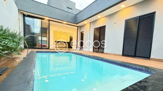 Casa com 3 Quartos à venda, 167m² no Loteamento Jardim Felicitá 1, Uberaba
