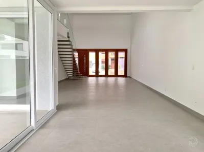Casa com 4 Quartos à venda, 220m² no Cachoeira do Bom Jesus, Florianópolis