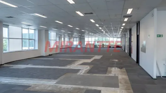 Sala Comercial para alugar, 820m² no Jardim das Laranjeiras, São Paulo