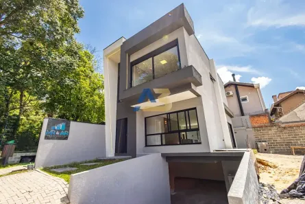Casa de Condomínio com 3 Quartos à venda, 197m² no Santa Felicidade, Curitiba