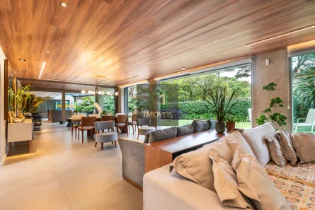 Casa com 5 Quartos à venda, 377m² no Cerqueira César, São Paulo