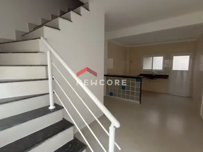 Casa de Condomínio com 2 Quartos à venda, 50m² no Aviação, Praia Grande