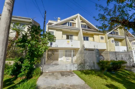 Sobrado com 3 Quartos à venda, 192m² no Cabral, Curitiba