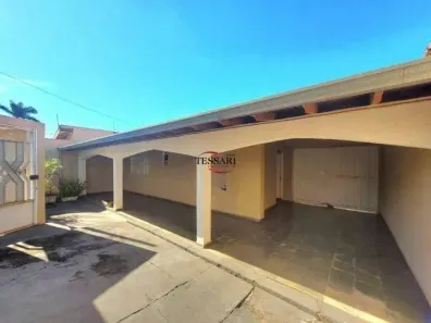 Imóvel Comercial para alugar, 230m² no Jardim Santa Catarina, São José do Rio Preto