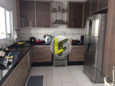 Sobrado com 3 Quartos à venda, 216m² no Olímpico, São Caetano do Sul