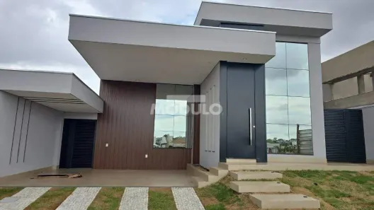 Casa de Condomínio com 3 Quartos à venda, 215m² no Gávea, Uberlândia