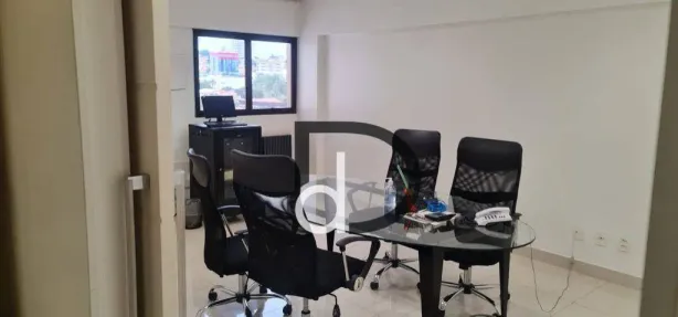 Sala Comercial à venda, 100m² no Centro, Valinhos