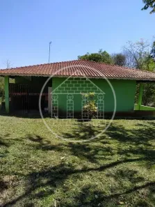 Fazenda/Sítio com 3 Quartos à venda, 169m² no Jardim Santa Tereza, São Paulo