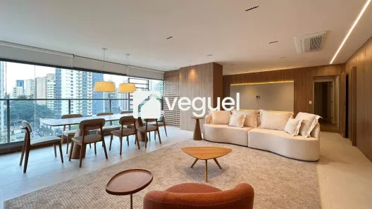 Apartamento com 3 Quartos para alugar, 157m² no Cambuí, Campinas