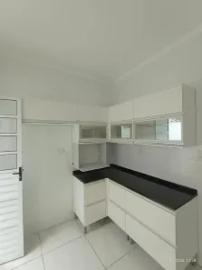 Sobrado com 2 Quartos para alugar, 68m² no Sítio do Campo, Praia Grande
