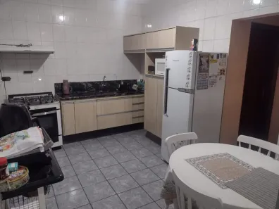 Casa com 4 Quartos à venda, 250m² no Jardim Motorama, São José dos Campos