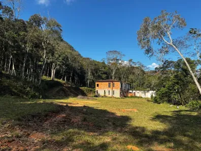 Fazenda/Sítio com 7 Quartos à venda, 900m² no Serrinha, Teresópolis