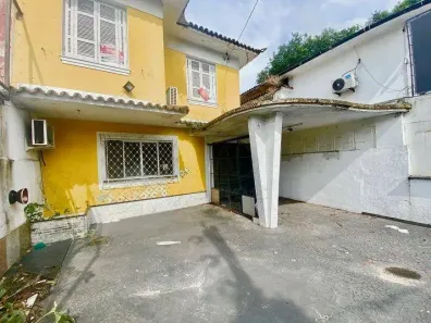 Imóvel Comercial com 3 Quartos à venda, 150m² no Embaré, Santos