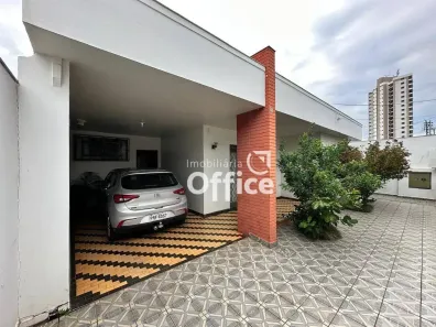 Casa com 5 Quartos à venda, 200m² no Jundiaí, Anápolis
