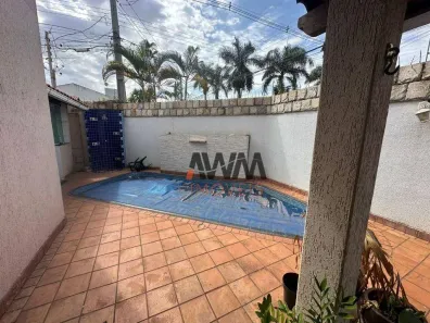 Sobrado com 3 Quartos à venda, 183m² no Jardim América, Goiânia
