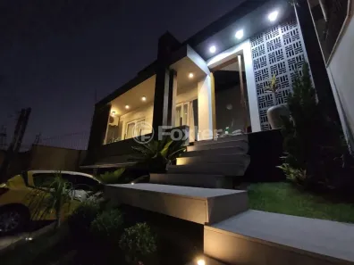 Casa com 3 Quartos à venda, 140m² no Parque da Matriz, Cachoeirinha