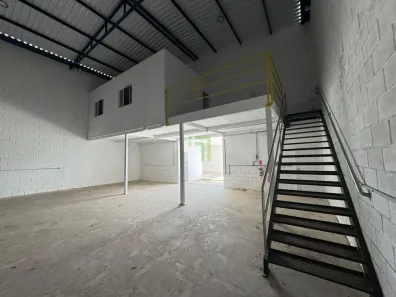 Galpão/Depósito/Armazém para alugar, 395m² no Parque Residencial Jundiaí II, Jundiaí