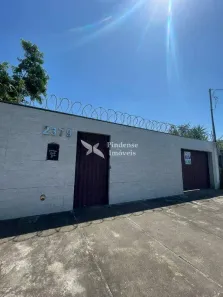 Casa com 3 Quartos para alugar, 89m² no São Francisco, Serra