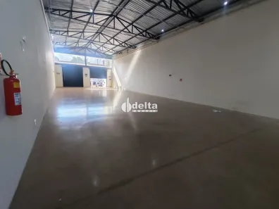 Ponto Comercial para alugar, 260m² no Osvaldo Rezende, Uberlândia