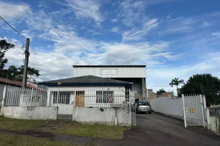 Casa com 2 Quartos à venda, 480m² no Guarani, Colombo