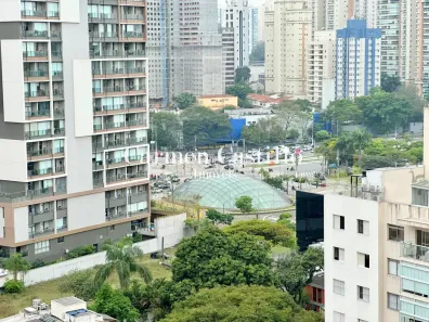 Apartamento com 3 Quartos para alugar, 138m² no Jardim das Acácias, São Paulo