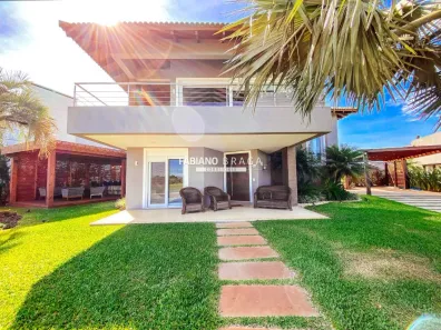 Sobrado com 4 Quartos à venda, 300m² no Atlântida-Sul, Osório